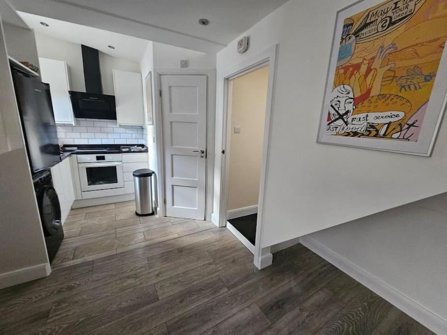 Ferienwohnung 1 Bed House Luton Town Center Exterior foto